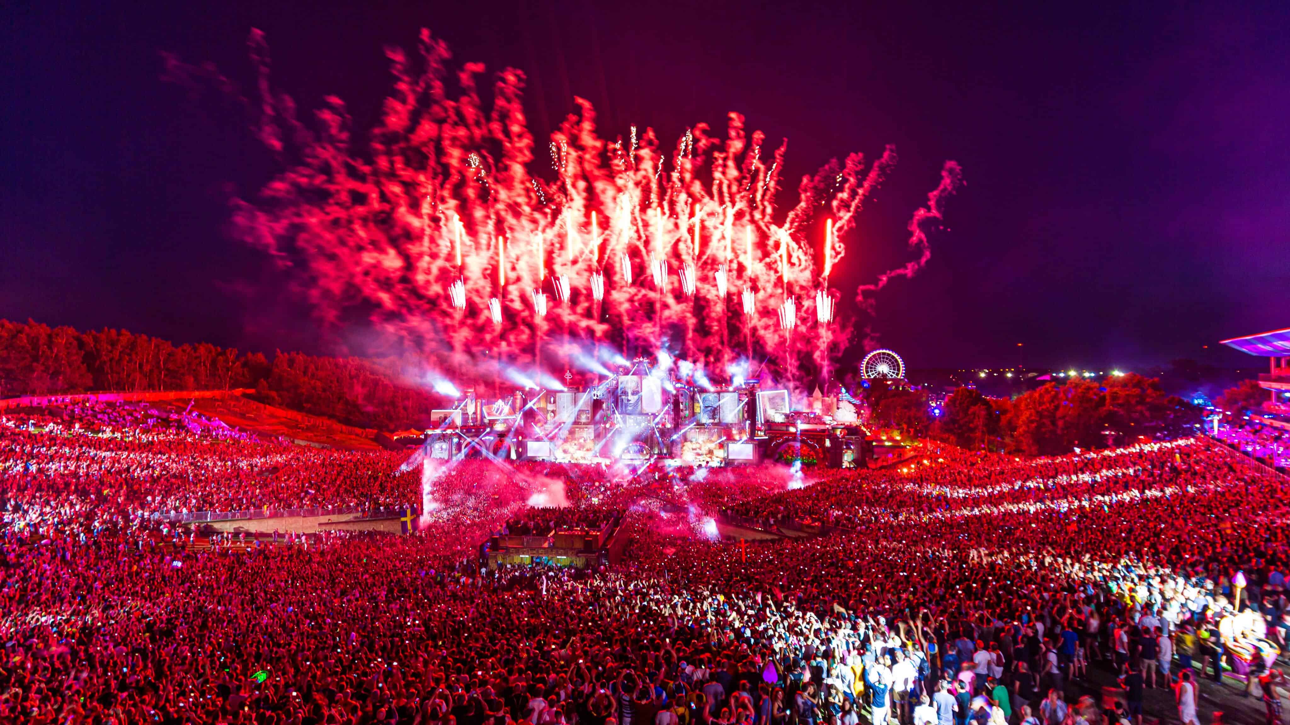 Tomorrowland 2019 - The Book of Wisdom, The Return - Mainstage - Pyro