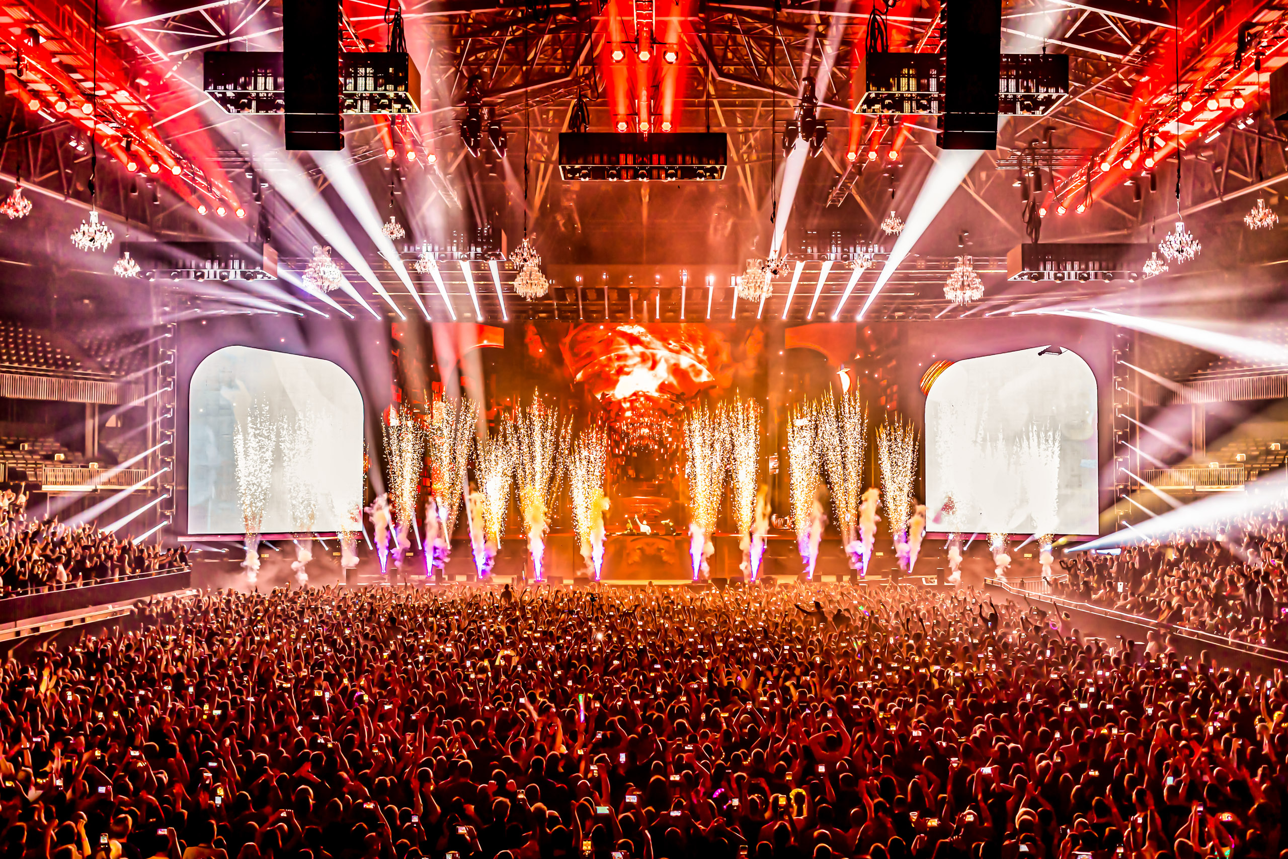 Dimitri Vegas & Like Mike - The Final Sportpaleis Shows