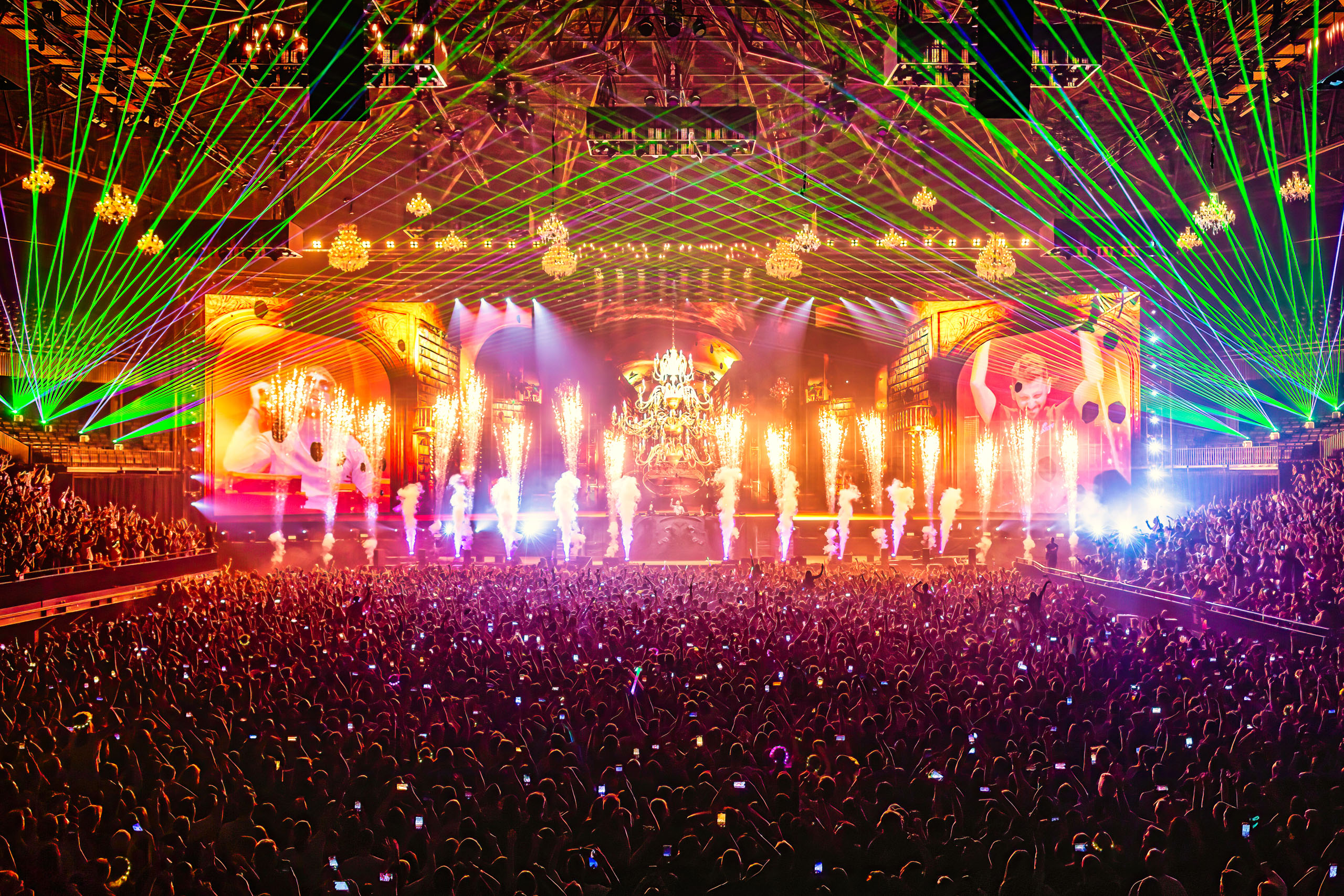 Dimitri Vegas & Like Mike - The Final Sportpaleis Shows